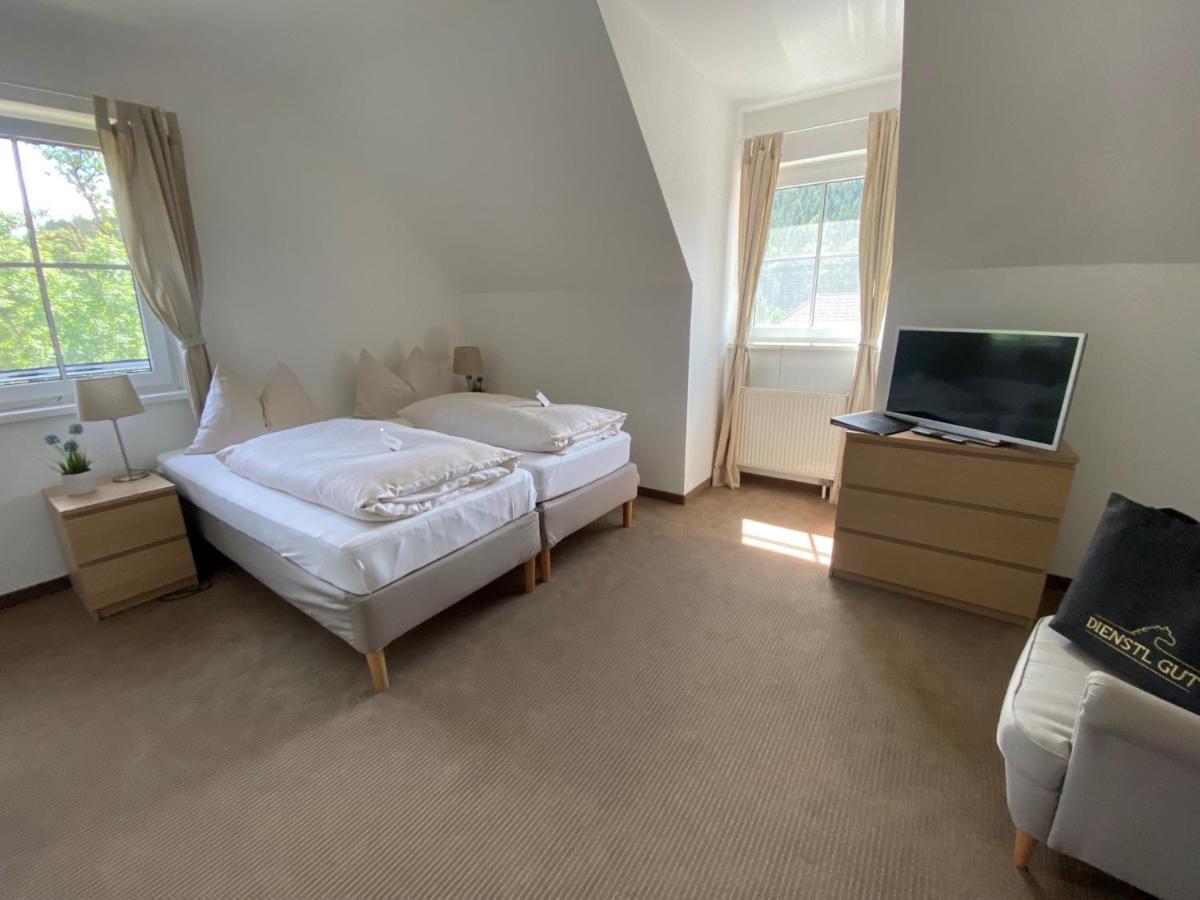 Hotel Dienstl Gut Launsdorf Luaran gambar